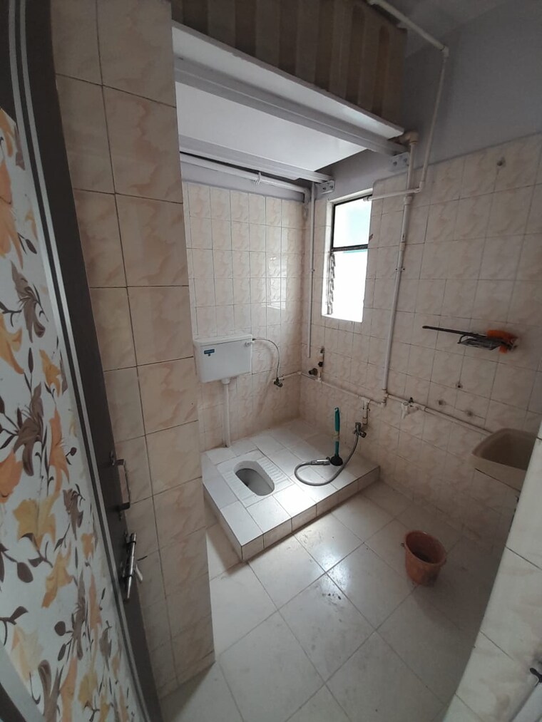 Bathroom, kausar baugh 2 Bedroom 1200 Sq.Ft. Apartment In Kausar Baugh Pune 7669412