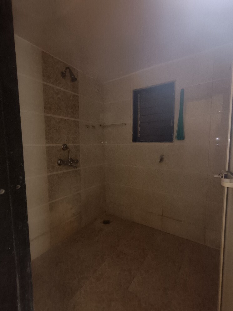 Bathroom, goyal-plaza-mira-bhayandar 2 Bedroom 800 Sq.Ft. Apartment In Mira Road Thane 7669513