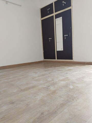 Bedroom in 2.5 BHK Apartment at Satya The Hermitage, Sector 103 – for Sale