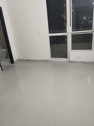 Room in 3.5 BHK Apartment at Satya The Hermitage, Sector 103 – for Sale