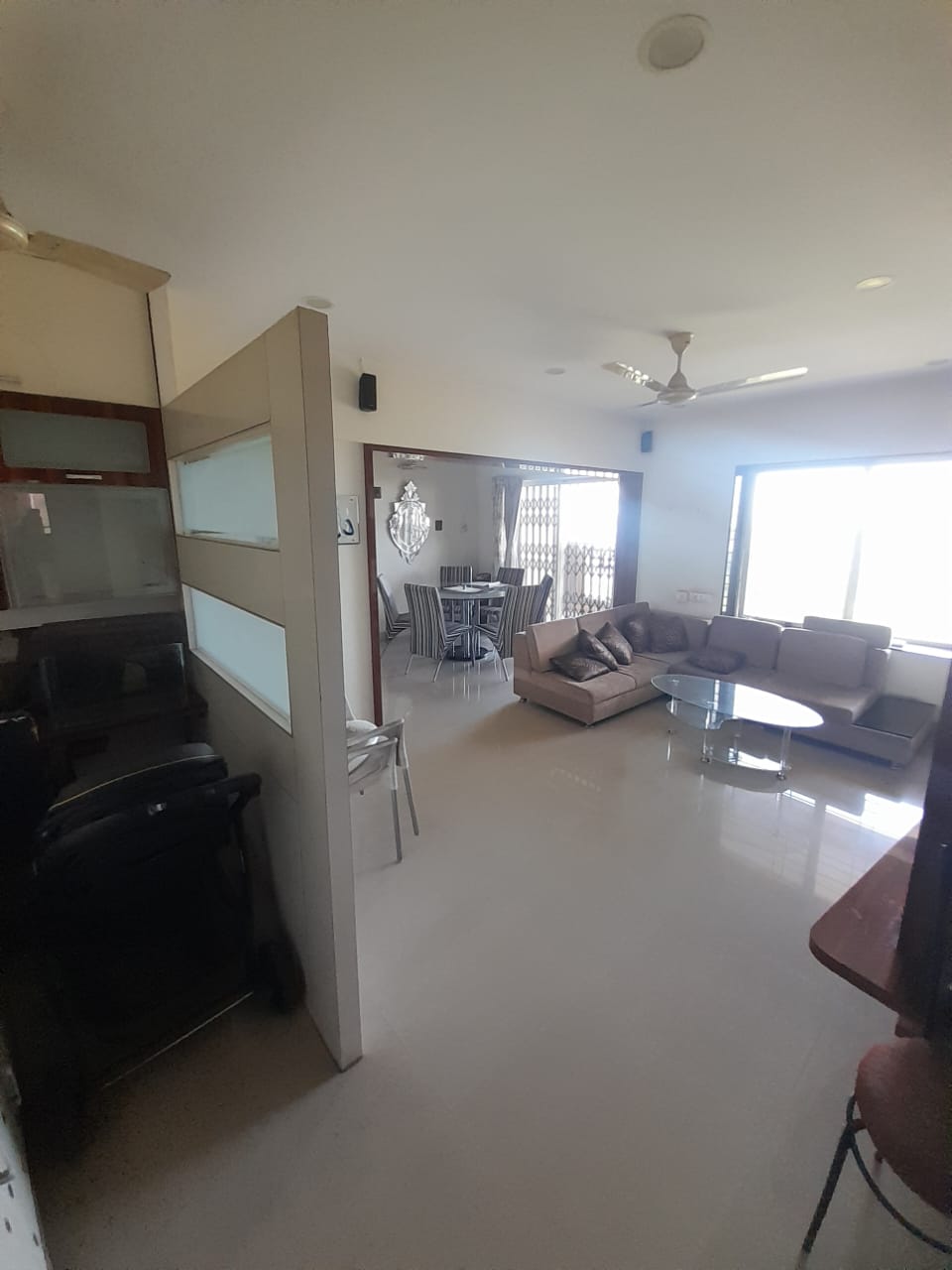 2 BHK Apartment For Rent in Bramha Avenue