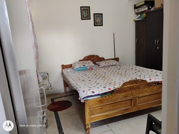 रेसिडेंशियल फ्लैट वर्ग फुट फॉर रेंट इन द्वारका मोर दिल्ली  7669614