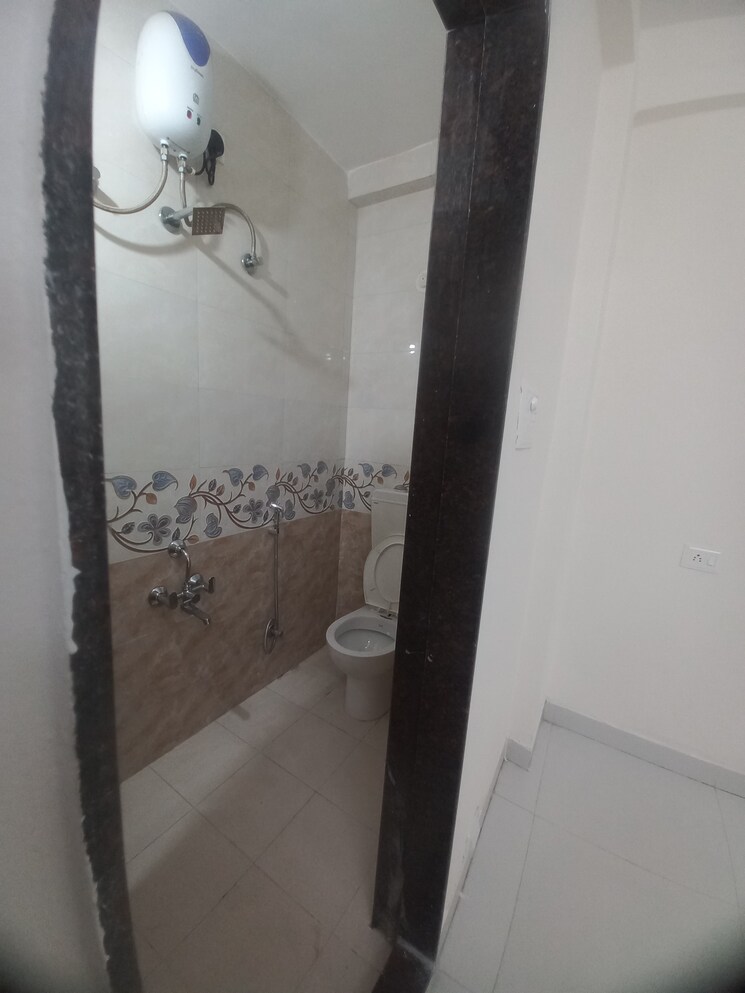 Bathroom, wanowrie 2 Bedroom 900 Sq.Ft. Apartment In Wanowrie Pune 7669729