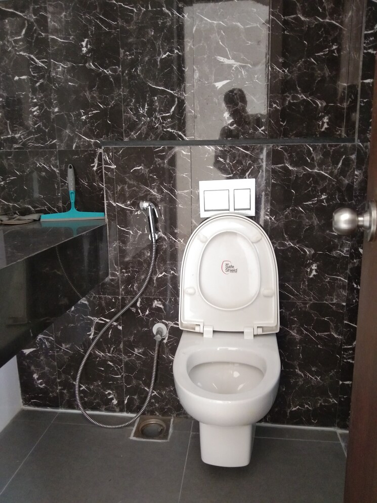 Attached Bathroom, lodha-palava-city 3 Bedroom 1161 Sq.Ft. Apartment In Dombivli East Thane 7669958