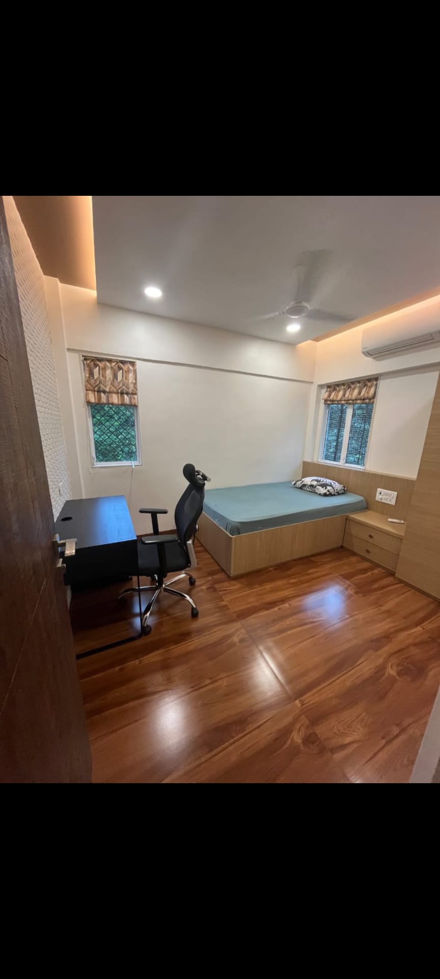 1 BHK Apartment For Rent in Parijat Paragon Andheri West Mumbai  7670125