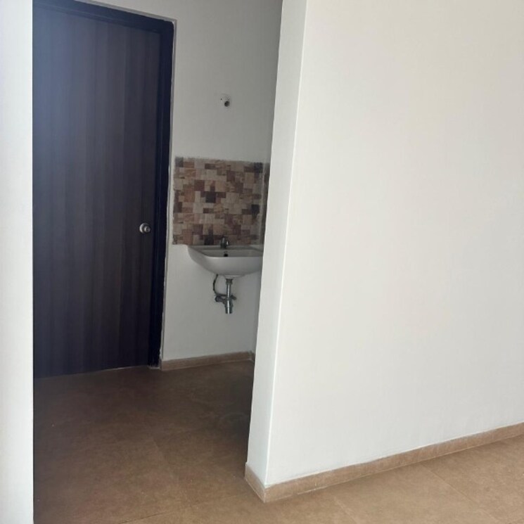 Bathroom, gagan-ela 1 Bedroom 600 Sq.Ft. Apartment In Nibm Road Pune 7670224