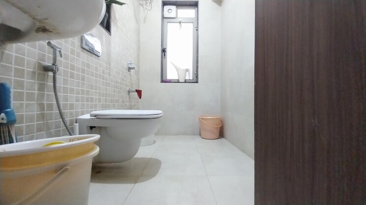 Bathroom, lodha-grandezza 2 Bedroom 800 Sq.Ft. Apartment In Wagle Industrial Estate Thane 7670271