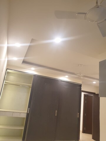 Furnished Amenities in 3 BHK Builder Floor at Lajpat Nagar Iii – for Sale