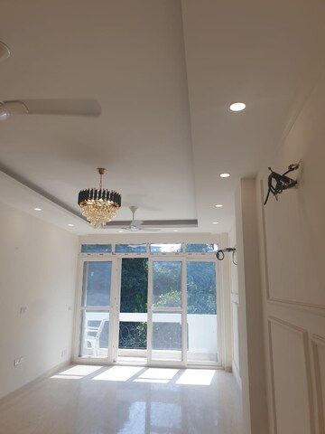 Furnished Amenities in 3 BHK Builder Floor at Lajpat Nagar Iii – for Sale