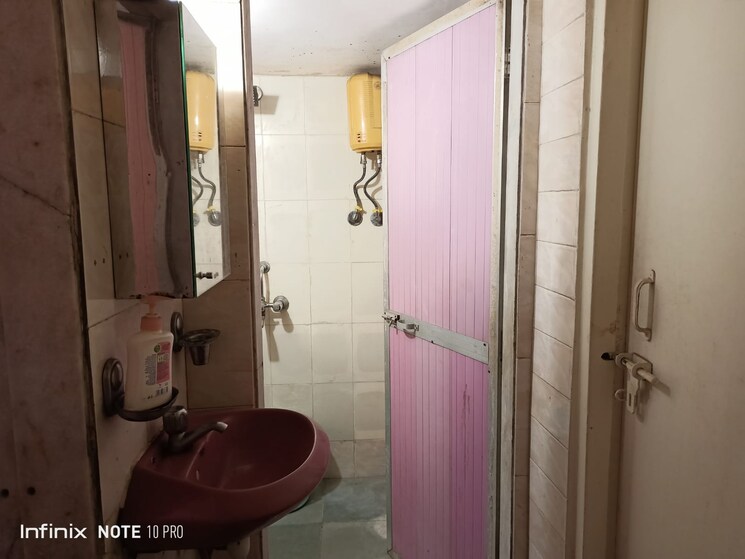 Bathroom, shree-ganesha-chs 1 Bedroom 600 Sq.Ft. Apartment In Kopar Khairane Navi Mumbai 7670372