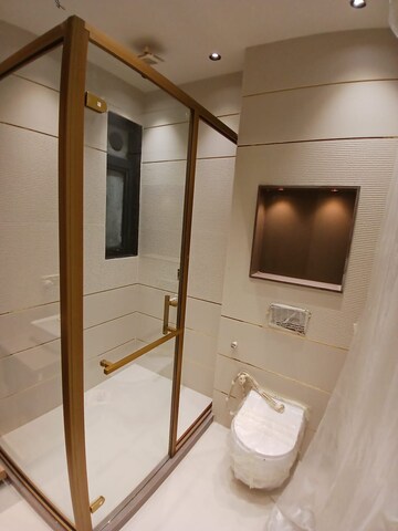Furnished Amenities in 3.5 BHK Builder Floor at The Images Floors, Sector 51 – for Sale
