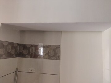 Furnished Amenities in 2 BHK Apartment at Raheja Gardenia, Shivaji Nagar – for Sale