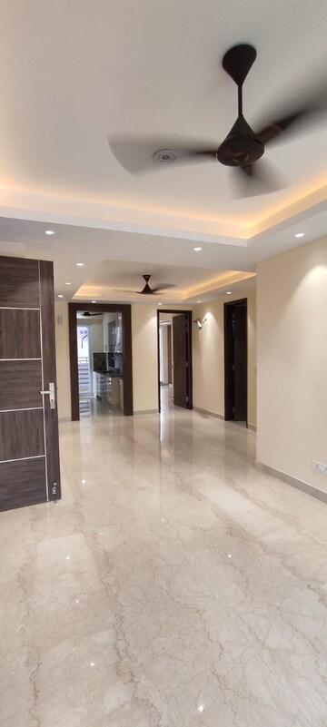 Room in 3 BHK Apartment at Bestech Park View Altura, Sector 79 – for Sale