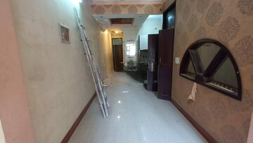 रेसिडेंशियल बिल्डर फ्लोर वर्ग फुट फॉर रेंट इन उत्तम नगर दिल्ली  7670857