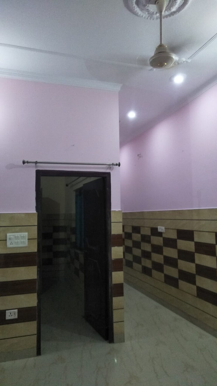 Balcony, kargi 2 Bedroom 900 Sq.Ft. Independent House In Kargi Dehradun 7670947