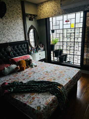 Bedroom in 2 BHK Apartment at Chandak Stella, Goregaon West – for Sale