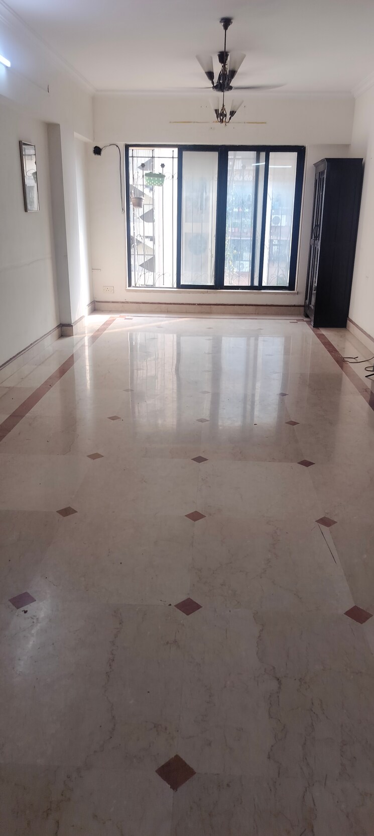 Bathroom, godavari-chs-andheri 3 Bedroom 1200 Sq.Ft. Apartment In Andheri West Mumbai 7671344