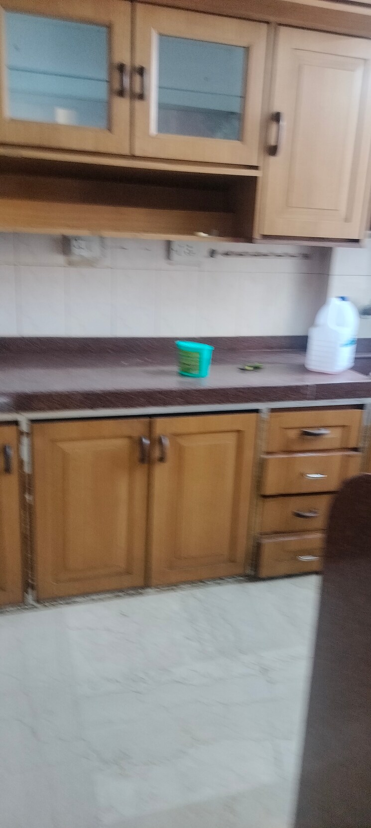 Kitchen, godavari-chs-andheri 3 Bedroom 1200 Sq.Ft. Apartment In Andheri West Mumbai 7671344