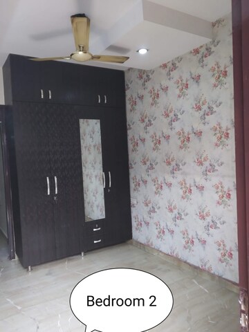Room in 2.5 BHK Builder Floor at Paschim Vihar – for Sale