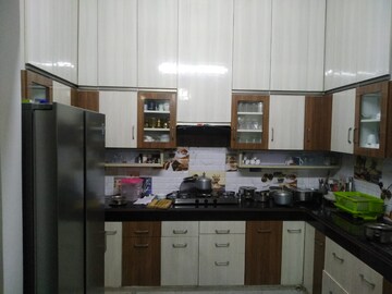 Kitchen in 2.5 BHK Independent House at Omaxe City – for Sale