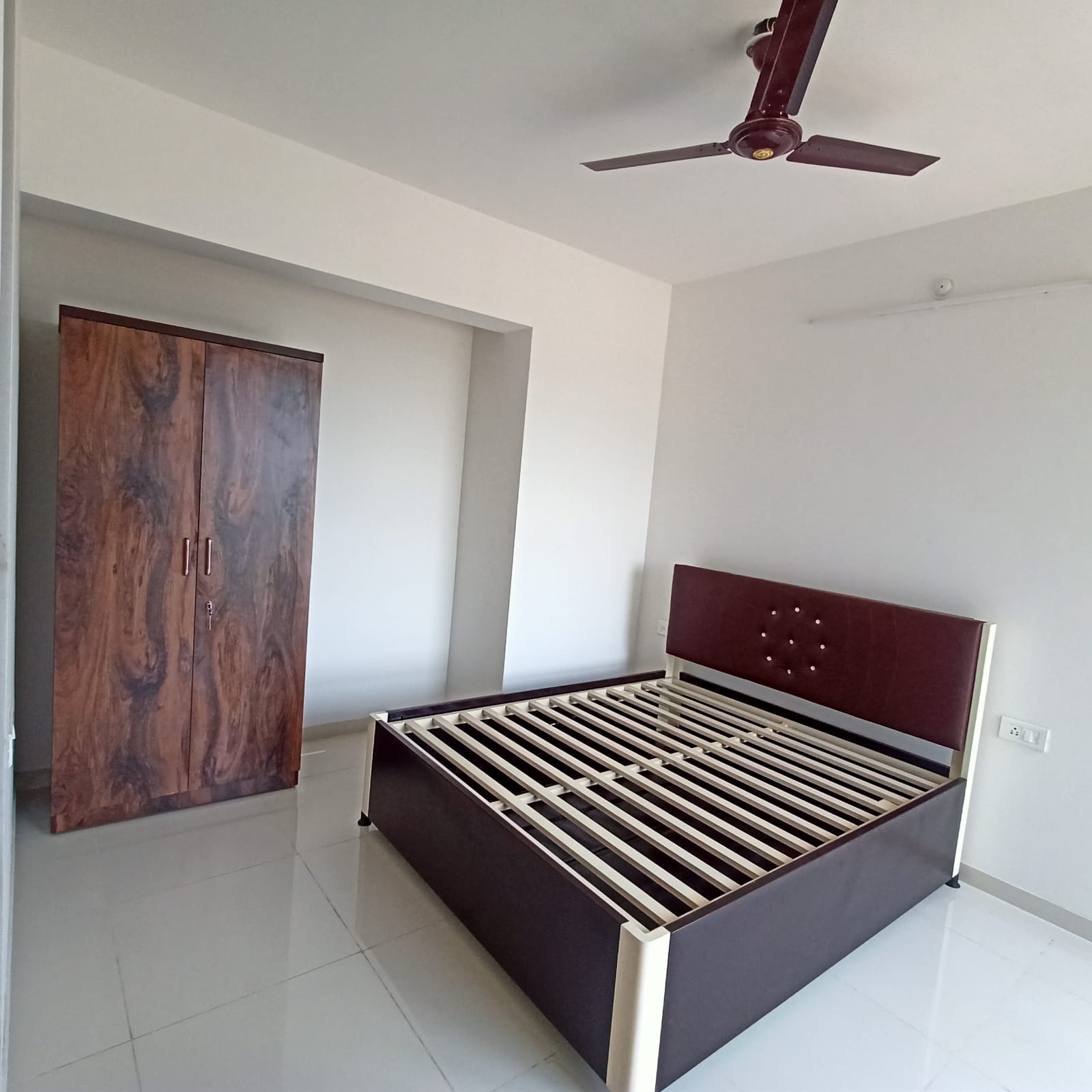 1 BHK Apartment For Rent in Raunak Heights Ghodbunder Road Thane  7671525