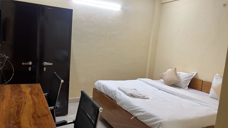 Room, sector 58 Pg For Boys & Girls In Sector 58 7671573