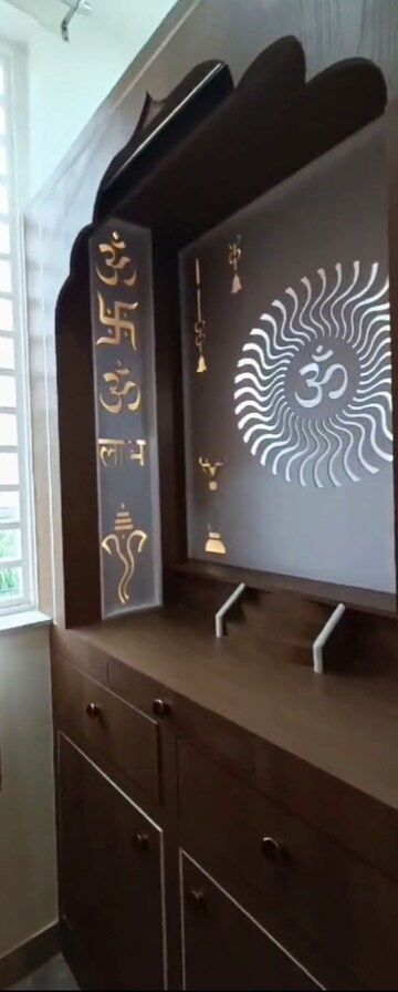 Furnished Amenities in 5 BHK Villa at Vaishali Nagar – for Sale