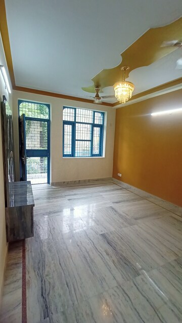Room in 2 BHK Builder Floor at Malviya Nagar – for Sale