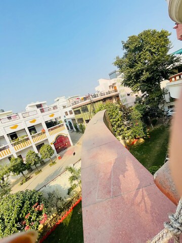 Master Plan in 6+ BHK Villa at Gomti Nagar – for Sale