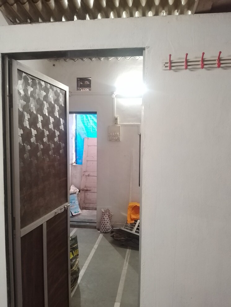 Other, sakinaka 90 feet road 1.5 Bedroom 470 Sq.Ft. Independent House In Sakinaka 90 Feet Road Mumbai 7672087