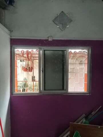 Furnished Amenities in 1.5 BHK Independent House at Sakinaka 90 Feet Road – for Sale