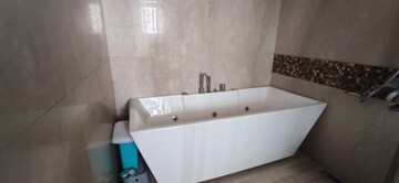 Bathroom in 5 BHK Apartment at M3M Golf Estate, Sector 65 – for Rent