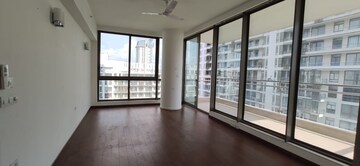 Room in 5 BHK Apartment at M3M Golf Estate, Sector 65 – for Rent