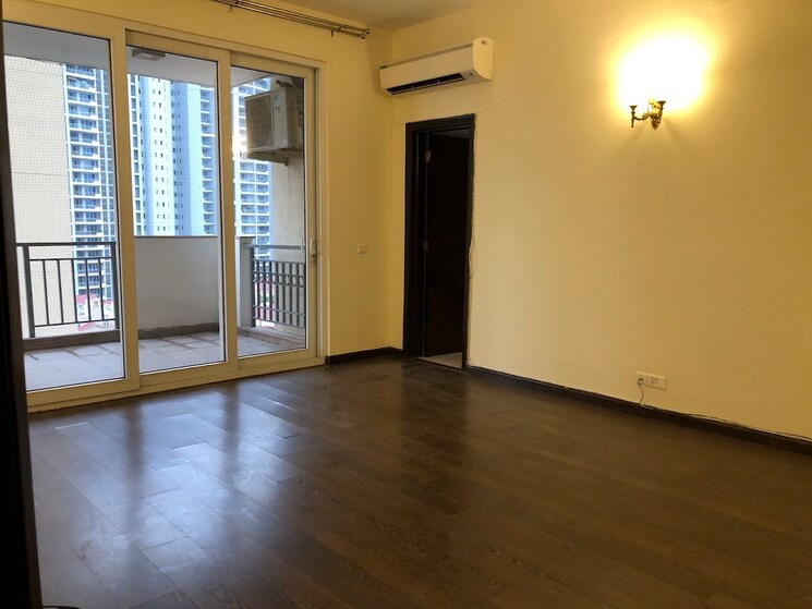 Room, emaar-the-palm-springs 5 Bedroom 4600 Sq.Ft. Apartment In Sector 54 Gurgaon 7672154