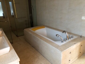 Bathroom in 5 BHK Apartment at Emaar The Palm Springs, Sector 54 – for Rent