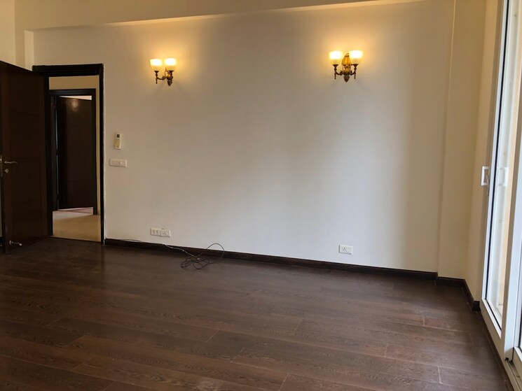 Room, emaar-the-palm-springs 5 Bedroom 4600 Sq.Ft. Apartment In Sector 54 Gurgaon 7672154