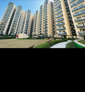 3 BHK Apartment – Exterior View View at Azeagaia Botanica, Vrindavan Yojna - for Sale