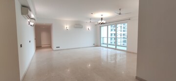 Room in 4 BHK Apartment at DLF The Crest, Sector 54 – for Rent