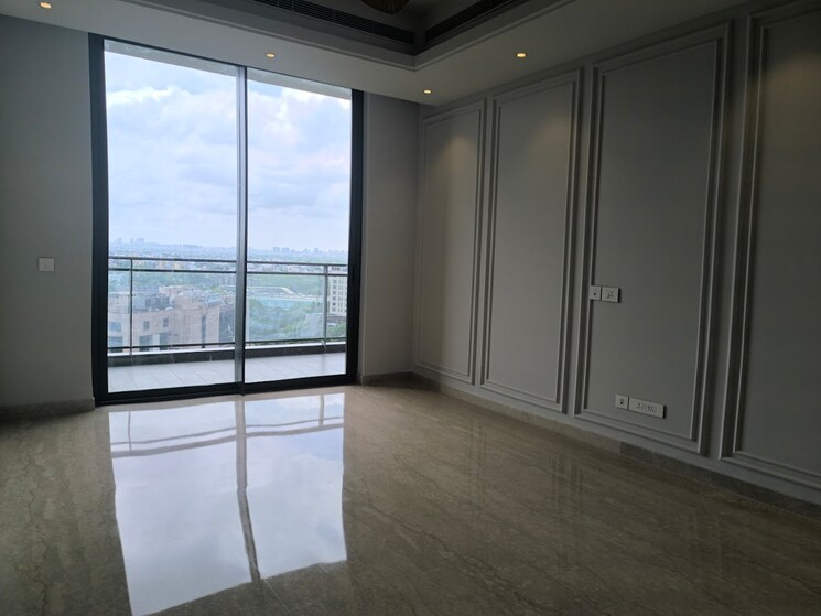 Room, suncity-platinum-towers 4 Bedroom 4175 Sq.Ft. Apartment In Sector 28 Gurgaon 7672274