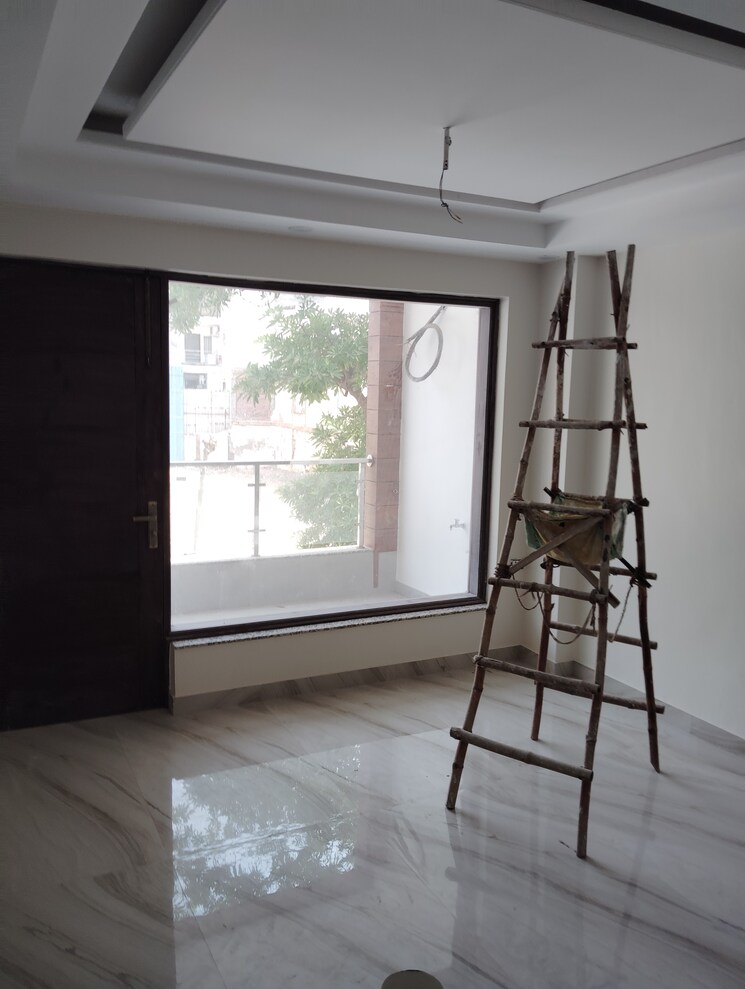 Room, sector 37 4 Bedroom 2403 Sq.Ft. Builder Floor In Sector 37 Faridabad 7672308