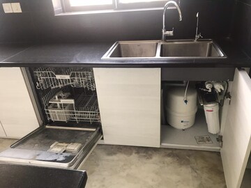 Kitchen in 4 BHK Apartment at M3M Golf Estate, Sector 65 – for Rent