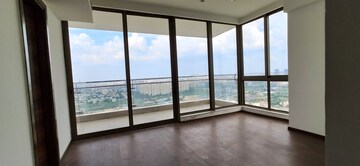 Room in 4 BHK Apartment at M3M Golf Estate, Sector 65 – for Rent