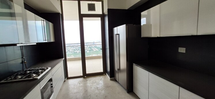 Room, m3m-golf-estate 4 Bedroom 4010 Sq.Ft. Apartment In Sector 65 Gurgaon 7672371