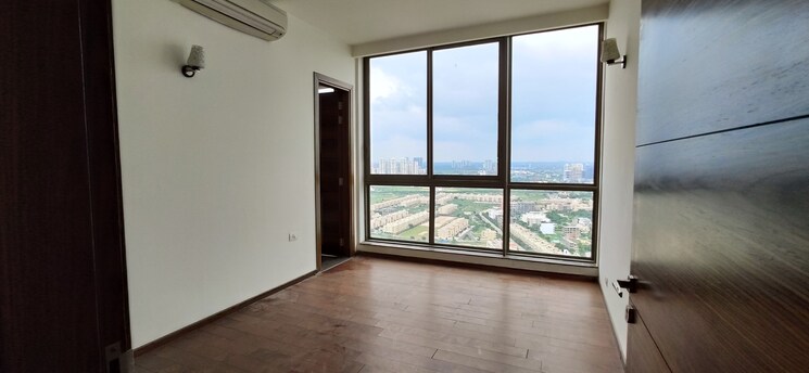Room, m3m-golf-estate 4 Bedroom 4010 Sq.Ft. Apartment In Sector 65 Gurgaon 7672371