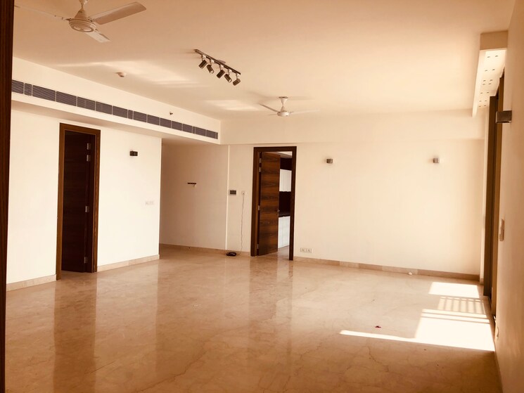 Room, m3m-golf-estate 4 Bedroom 3510 Sq.Ft. Apartment In Sector 65 Gurgaon 7672385