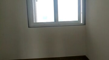 Room in 5 BHK Apartment at Shapoorji Pallonji The Designate, Khar West – for Sale