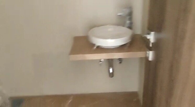 Bathroom, shapoorji-pallonji-the-designate 5 Bedroom 2500 Sq.Ft. Apartment In Khar West Mumbai 7672400