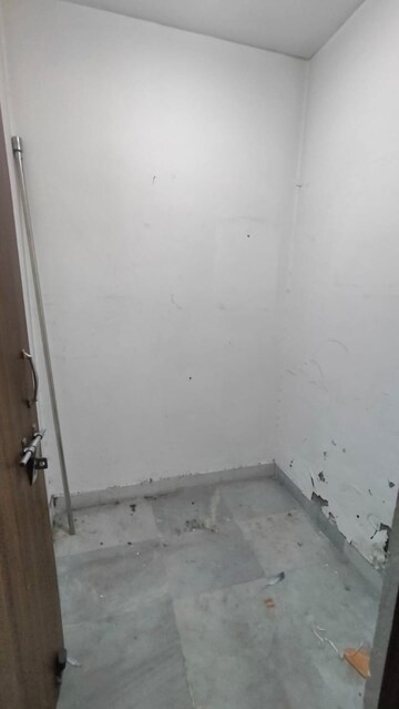 रेसिडेंशियल फ्लैट वर्ग फुट फॉर रेंट इन द्वारका दिल्ली  7672458