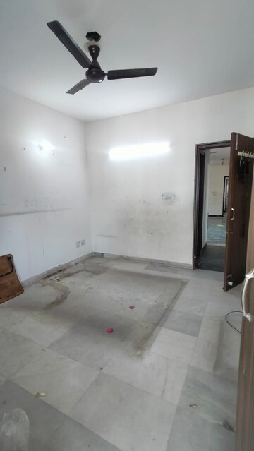 रेसिडेंशियल फ्लैट वर्ग फुट फॉर रेंट इन द्वारका दिल्ली  7672458