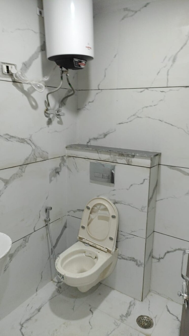 Bathroom, jbd-excellence-tower 2 Bedroom 1101 Sq.Ft. Apartment In Roadpali Navi Mumbai 7673096